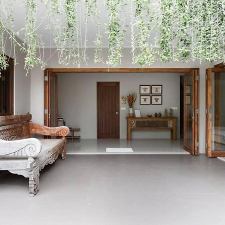 Dasa Villa Seminyak Buitenkant foto